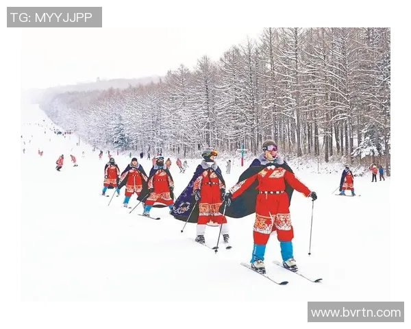 参考之资-“最北滑雪场”首滑 点着今冬冰雪游